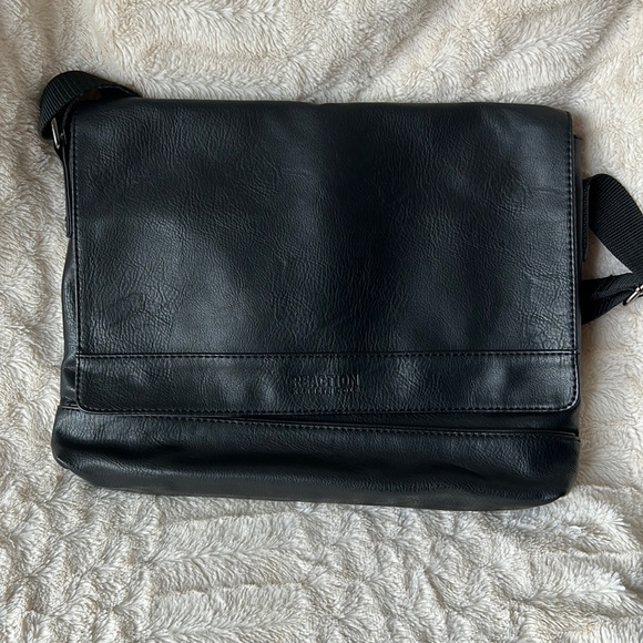 Cole Reaction Bags Cole Messenger Bag Black Poshmark